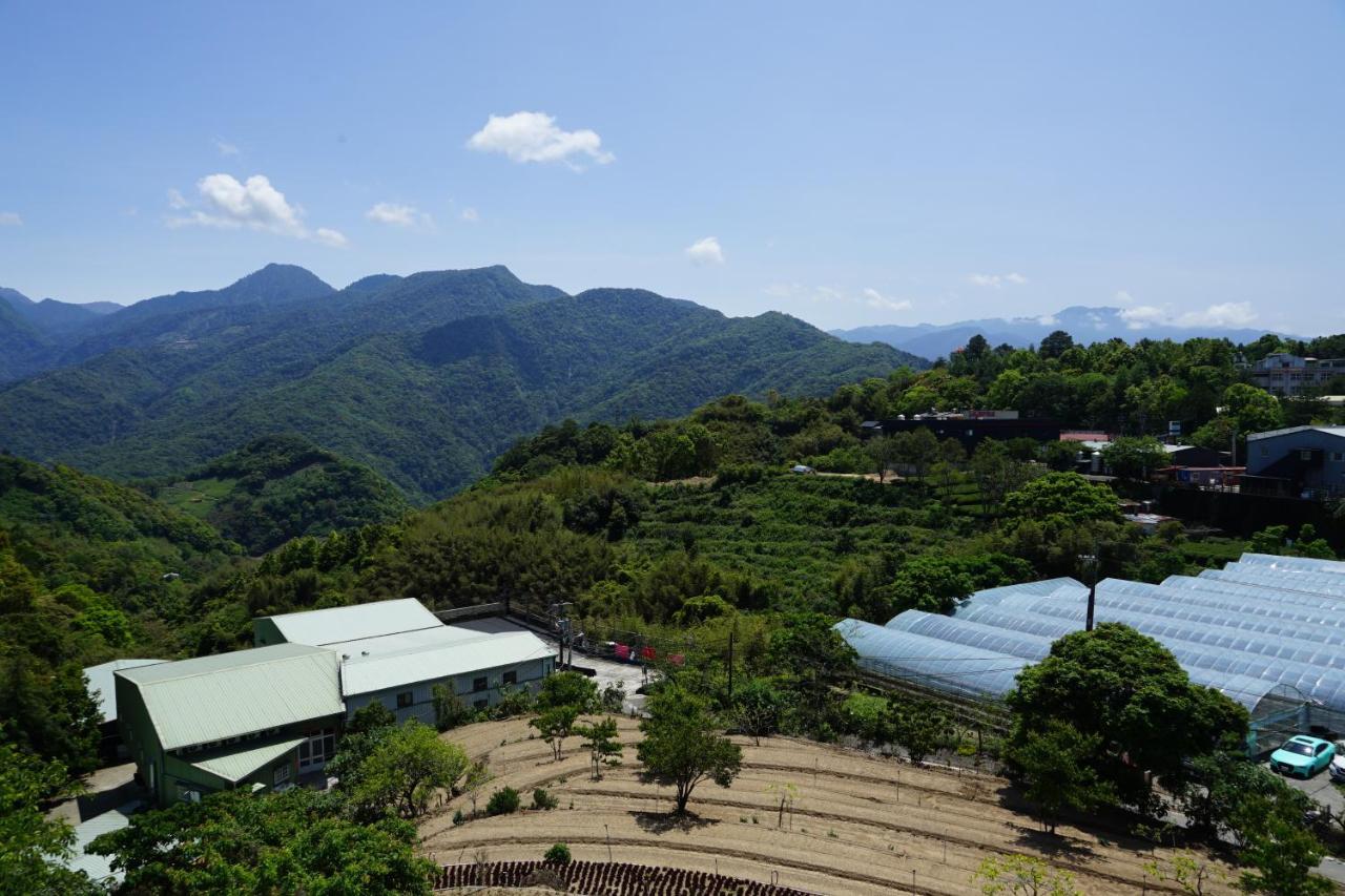 清境依山舞林民宿 Ren'ai Exterior photo